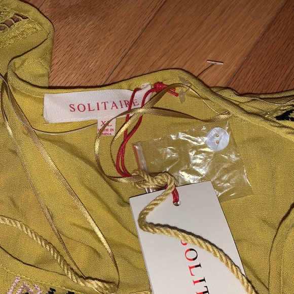 Solitaire NWT❗️Embroidered Boho Peasant Top - Picture 3 of 10